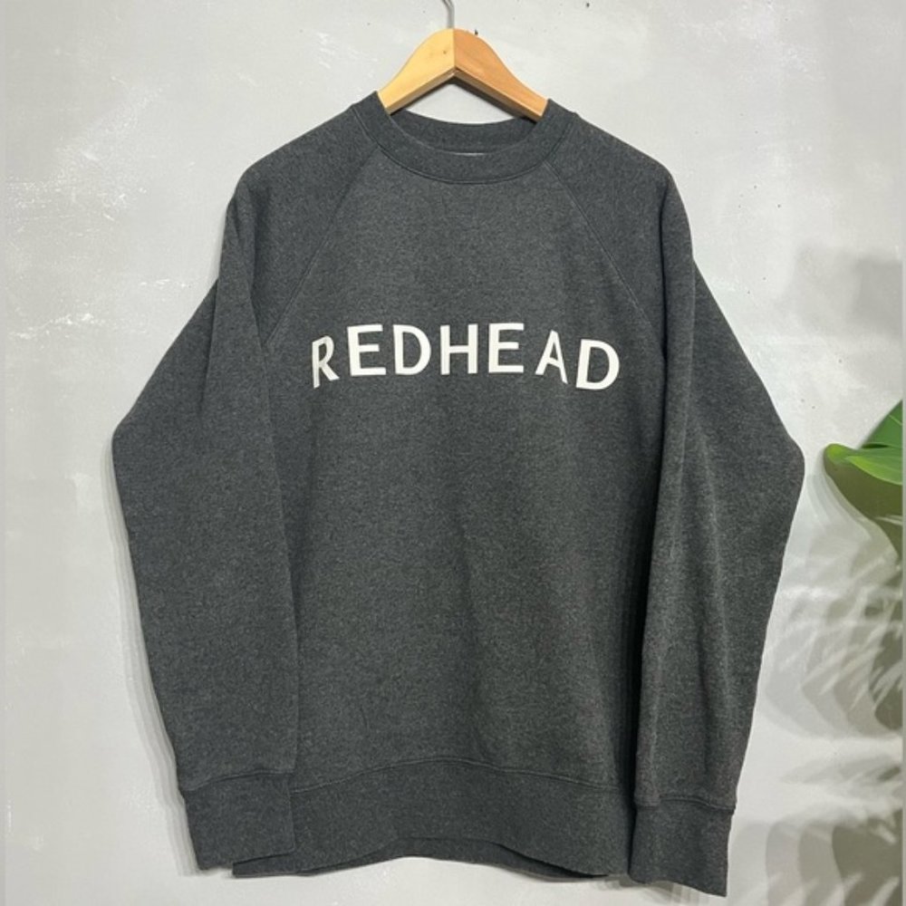 BRUNETTE THE LABEL | Redhead Classic Crew in Heather grey - size small / medium